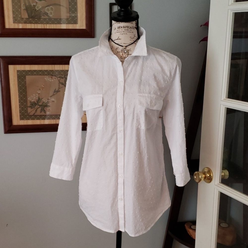 NWOT Croft & Barrow Swiss Dot Shirt XL